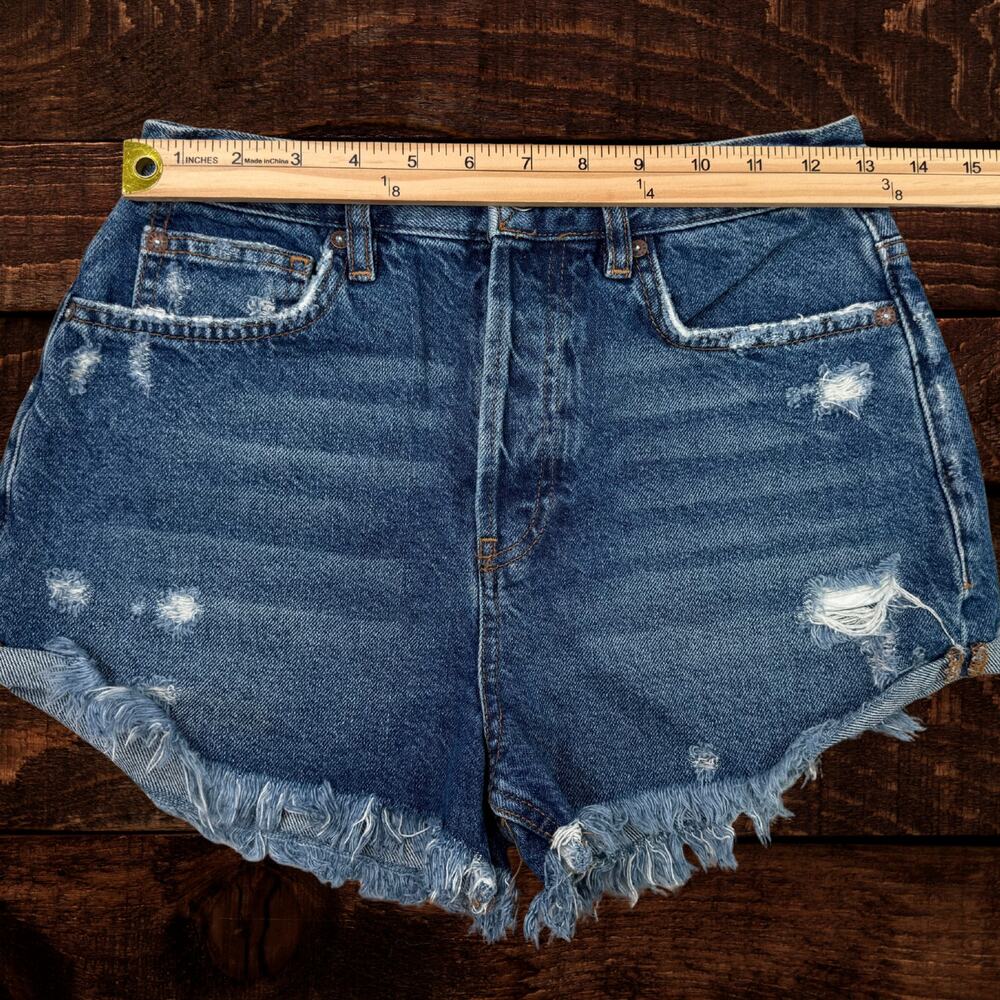 Free People We the Free High Waist Distressed Frayed Denim Cutoff Shorts Size 25 - Picture 6 of 8